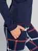 Langärmliger Pyjama für Damen von Izera. lange Hose marineblau/gemustert