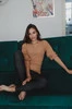  Gestreifte Umstands- und Stillbluse Milky Puff aus Strick, Karamell