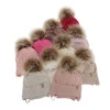 Winterset für Mädchen: Mütze und Schlauchschal mit Bommel in Beige Egeria