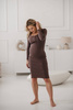 Tummy Cappuccino Umstands- und Stillkleid aus Rippstrick