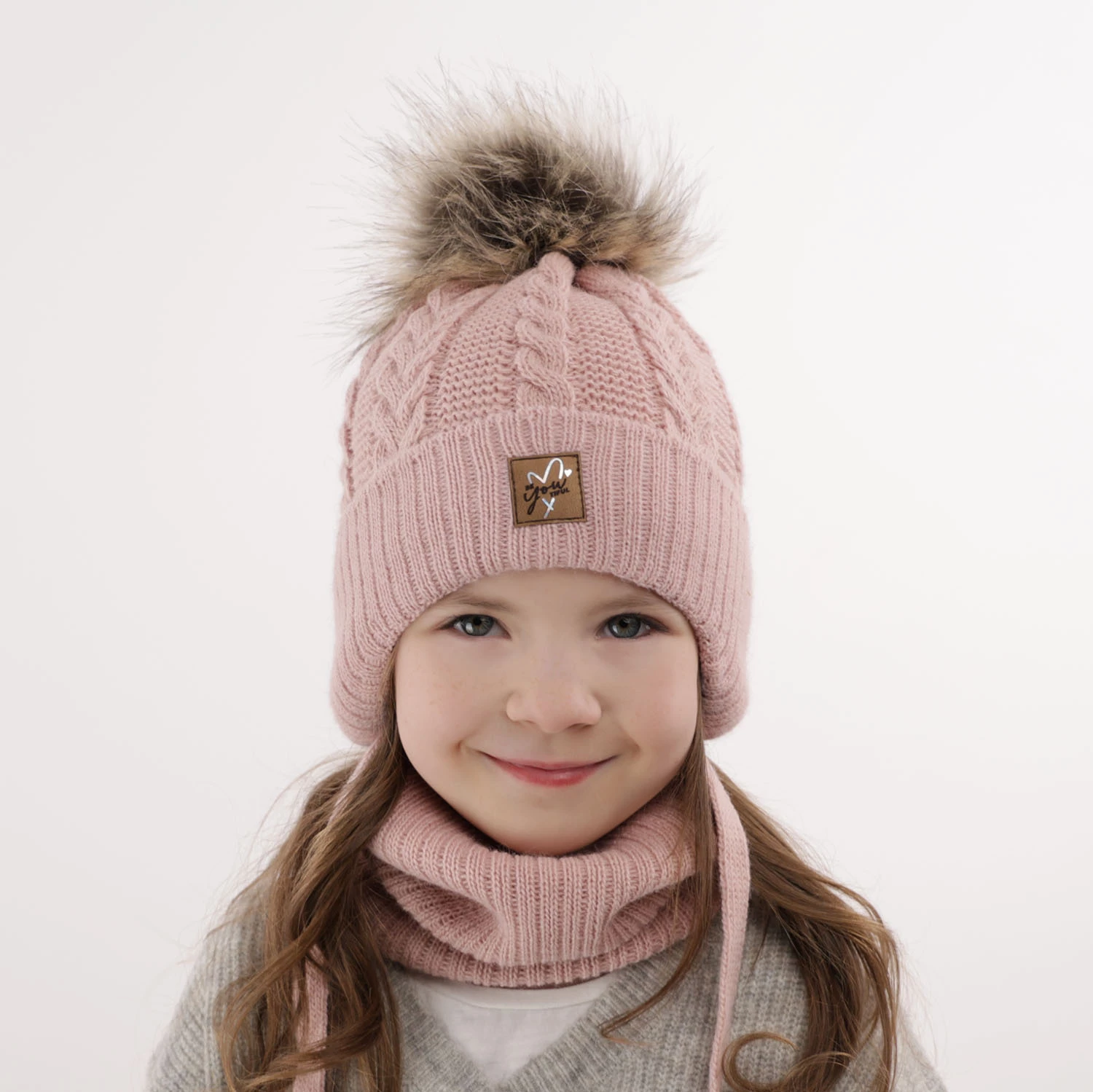 Winterset für Mädchen: Mütze und Schlauchschal mit Bommel in Rosa Finess