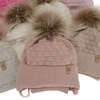 Winterset für Mädchen: Mütze und Schlauchschal mit Bommel in Beige Egeria