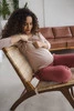 Umstands- und Stillbluse Milk Shirt in Beige mit V-Ausschnitt
