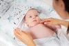 Baby Handtuch Krepp Weiß 100x100 cm - Sensillo