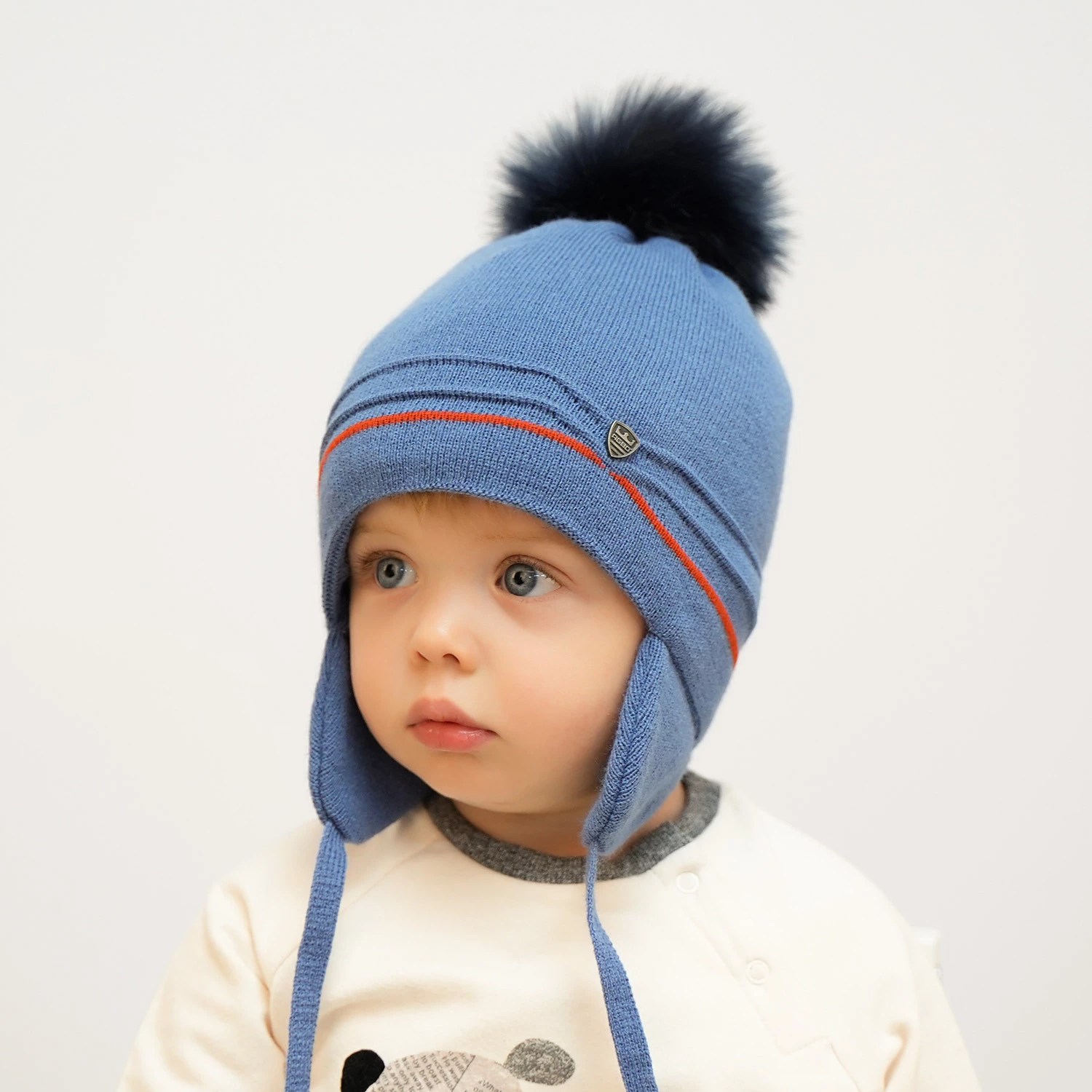 Winterset Jungen: Mütze und Schlauchschal mit Bommel Schwarz Burgund